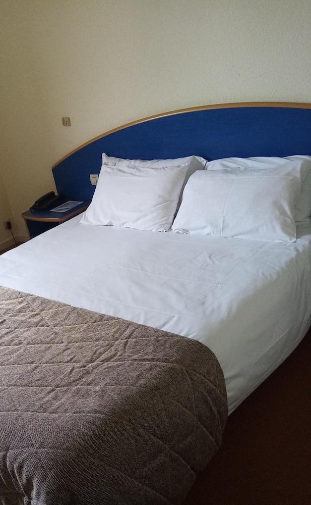 Cit'hotel Les Alizes Limoges